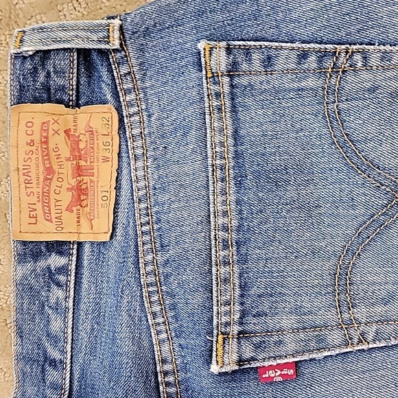 Men's Levi's 501, W36 L32 - Picture 3 of 4